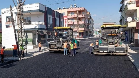 Yol ve Kaldırımlar Yenileniyor, Talepler Hızla Karşılanıyor