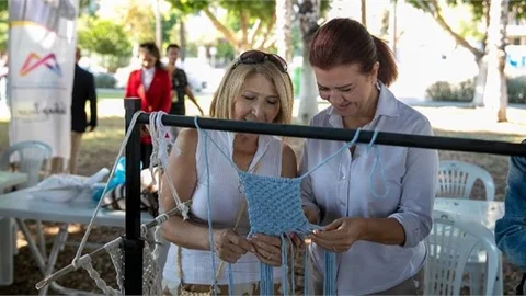 Mersinli Kadınlar İlmek İlmek Makrome Yapmayı Öğreniyor