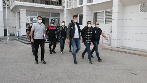 Mersin'de Cinayet Zanlısı Tutuklandı