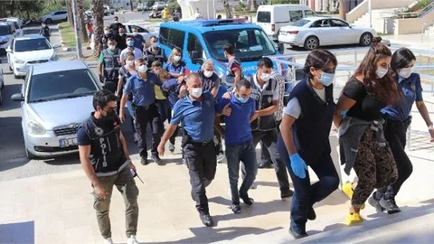 Mersin'de Şafak Operasyonu