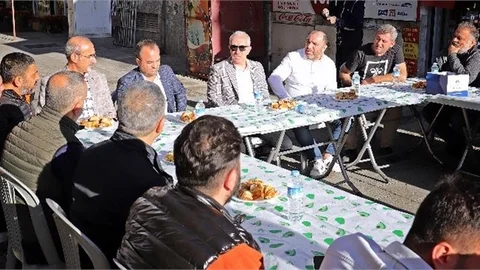 Başkan Gültak; Nail Göksu İş Hanı Esnafı İle Bir Araya Geldi