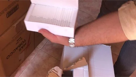 Mersin'de 1 Milyonun Üzerinde Makaron Ele Geçirildi