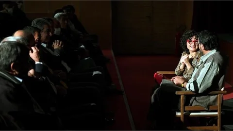 Mersin Büyükşehir Şehir Tiyatrosu Oyunları İlçelerde de Sahneleniyor