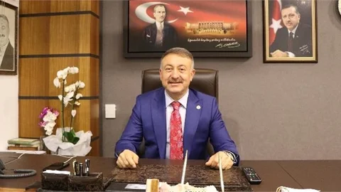 Milletvekili Özkan Öğretmenler Gününü Kutladı