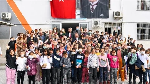 Başkan Seçer: "Gelecek Öğretmenlerimizin Elinde"