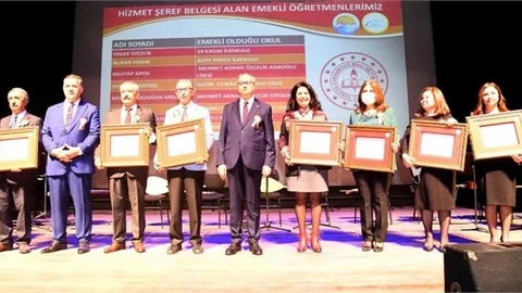 Vali Su, ‘24 Kasım Öğretmenler Günü’ Kutlama Programına Katıldı