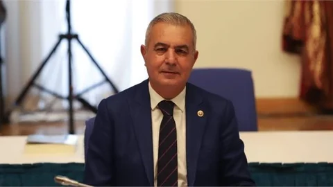Baki Şimşek" Kahraman Sağlık Çalışanlarımızın ve Mersin’imizin Her Sorununu Gündeme Getireceğiz"