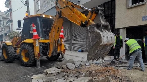 Akdeniz’de Yol Açma ve Asfalt Kaplama Çalışmaları