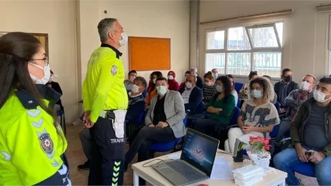 Mersin'de Sosyal Hizmet Personeline Eğitim Verildi