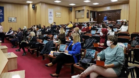 Akdeniz Belediyesi Personeline; "Proje Yönetimi ve Danışmanlığı Eğitimi"