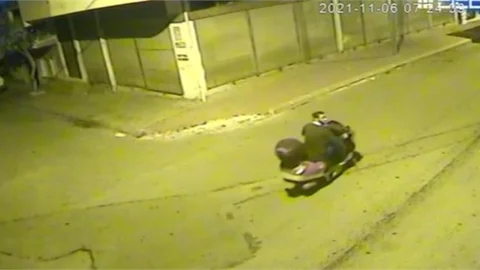 Akü Hırsızları Suçüstü Yakalandı