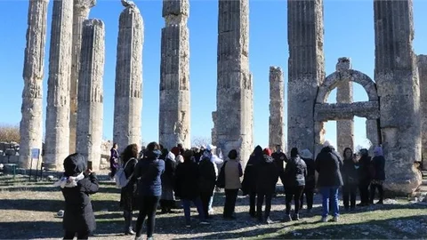 Mersin Büyükşehir’in Kırsal Mahalle Buluşmaları Bu Kez Uzuncaburç’ta