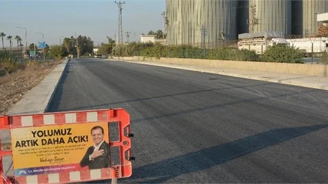 Mersin Büyükşehir, Ticari Alanlarda da Altyapı Çalışmalarını Sürdürüyor