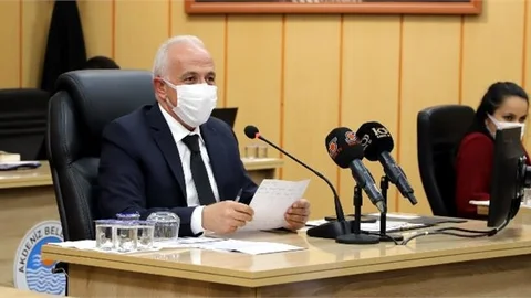 "İnsan, Haklarıyla İnsandır" Diyen Başkan Gültak, Meclis Toplantısında Konuştu