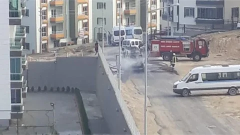 Seyir Halindeki Servis Aracı Alev Aldı