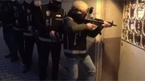 Mersin Dahil 27 İlde Tırpan Operasyonu