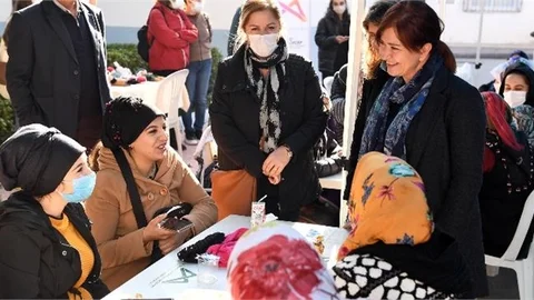 Kadınlar Üretiyor, Evdeki Gizli İş Gücü Açığa Çıkıyor