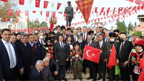 Başkan Vekili Ünzile Kuru, Tarsus’un Kurtuluşu’nun 100. Yıl Kutlamasına Katıldı