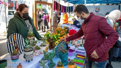 Mersin Büyükşehir’e Kayıtlı 2 Bin 736 Üretici Kadın Aile Ekonomilerine Katkı Sunuyor
