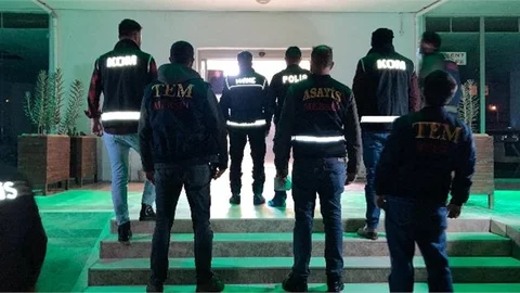 Mersin'de Günübirlik Evlere Ceza Yağdı