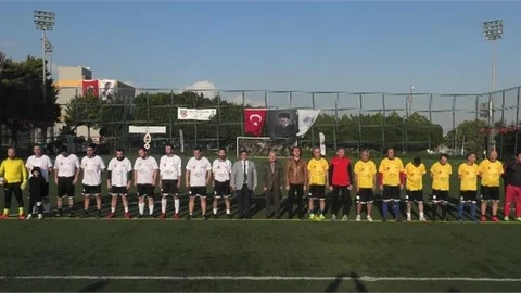 Mersin Büyükşehir, Gazeteciler İle Dostluk Maçında Buluştu