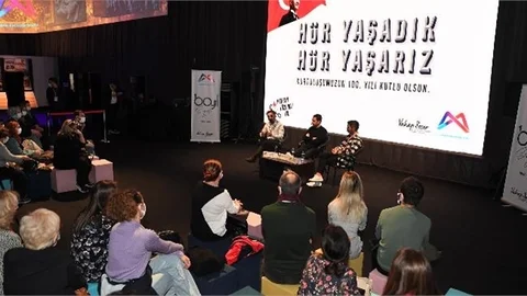 Mersin’in 100 Yıllık Tarihi Büyükşehir’in Etkinliğinde Yeniden Canlandı