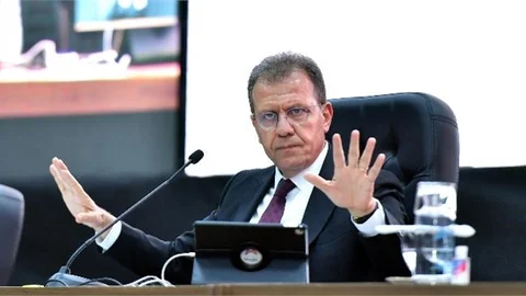 Başkan Seçer: "Ben Mersin’in Her Metrekaresine Sahip Çıkmak Zorundayım"