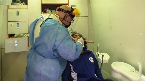 "Kır Çiçekleri" Sağlıklı Gülüşler İçin Diş Sağlığı Kontrolünde