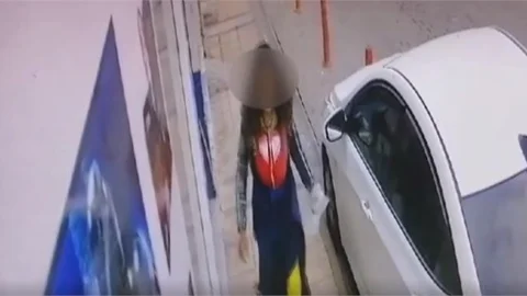 15 Adet Aranması Olan Kadını Mersin Polisi Yakaladı