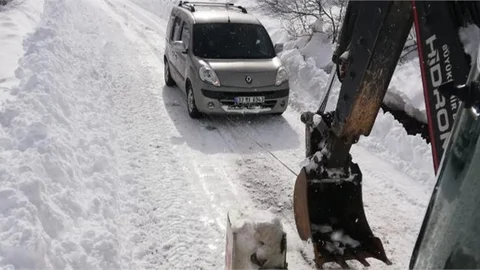 Mersin Büyükşehir’in Kar Nöbeti Sürüyor