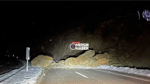 Gözne Yolunda Heyelan