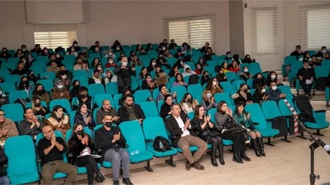 Mersin Büyükşehir’den Tarsus Kurs Merkezi Öğrencilerine "Motivasyon Etkinliği"