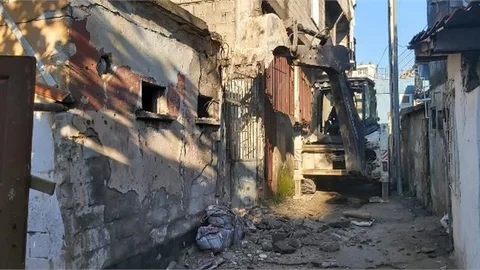 Kiremithane Mahallesi’nde, Sahiplerince Kullanılmayan Bir Yapının Yıkımı Gerçekleşti