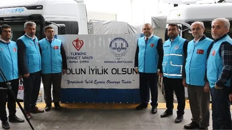 Mersin Müftülüğü Yedi TIR İle "İdlib ve Azez İçin Yolun İyilik Olsun" Dedi