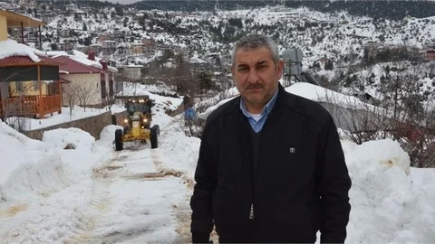 Büyükşehir’in Karla Mücadele Ekipleri Yolları Açık Tutmaya Devam Ediyor