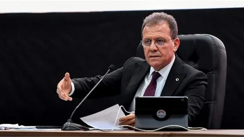 Başkan Seçer: "Ekmek Kulübelerinin Önündeki Bu Kuyrukları Arzu Etmeyiz. Bu, Hayat Pahalılığının Bir Sonucudur"