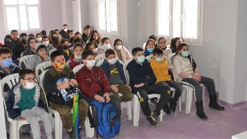 Büyükşehir Belediyesi Yenice Kurs Merkezi’nde "Dersimiz Atatürk" Adlı Film Gösterimi