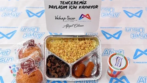 Mersin Büyükşehir, 22 Ayda 2 Milyon Paket Yemek Dağıttı