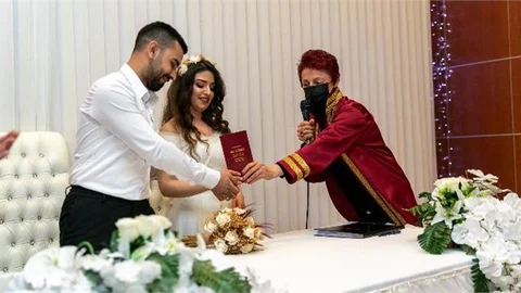 Mersin Büyükşehir’de En Özel İmzalar 14 Şubat’ta Atıldı