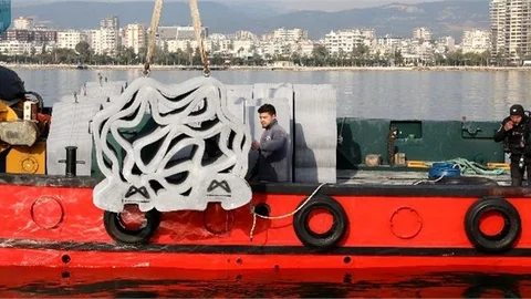 Başkan Seçer, Telsizden Anons Geçti, İlk Yapay Resif Denize İndirildi