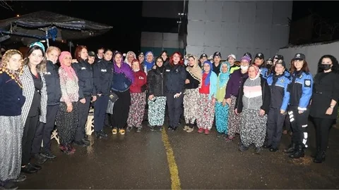 Mersin Hal Kompleksinde 8 Mart Dünya Kadınlar Günü Buluşması