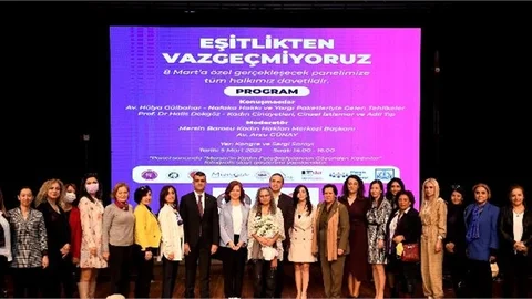 "Eşitlikten Vazgeçmiyoruz" Paneli Kadınlardan Büyük İlgi Gördü
