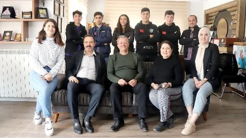 MTOSB Öğrencileri Liselerarası Robotik Yarışması Fırst Robotics Competition’a Katılmak Üzere Amerika’ya Gitti.