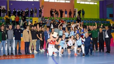 Msk Kadın Voleybol Takımı, Carestyle OSB Teknik Koleji’ni Yendi