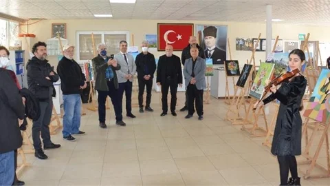 Büyükşehir’in Sanat Kampı Sona Erdi, Eserler Sergide Görücüye Çıktı