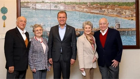 Başkan Seçer, Türkiye’nin İlk Kadın İl Belediye Başkanı Müfide İlhan’ın Kızlarını Ağırladı