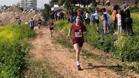 Kır Çiçekleri’nden 7 Sporcu, ‘mersin Atletizm İl Karması’na Katılma Hakkı Kazandı
