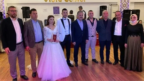 Mersin’deki Düğüne İş İnsanlarından Yoğun İlgi!