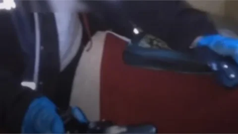 Mersin'de 15 Adrese Operasyon