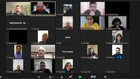 Mersin Büyükşehir Kariyer Merkezi’nden Çalışanlara Yönelik Beceri Geliştirme Eğitimleri